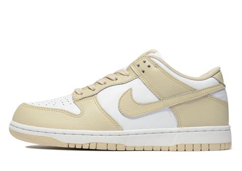 dunks low nude